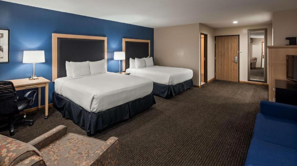 Best Western River Terrace Cheboygan Bagian luar foto