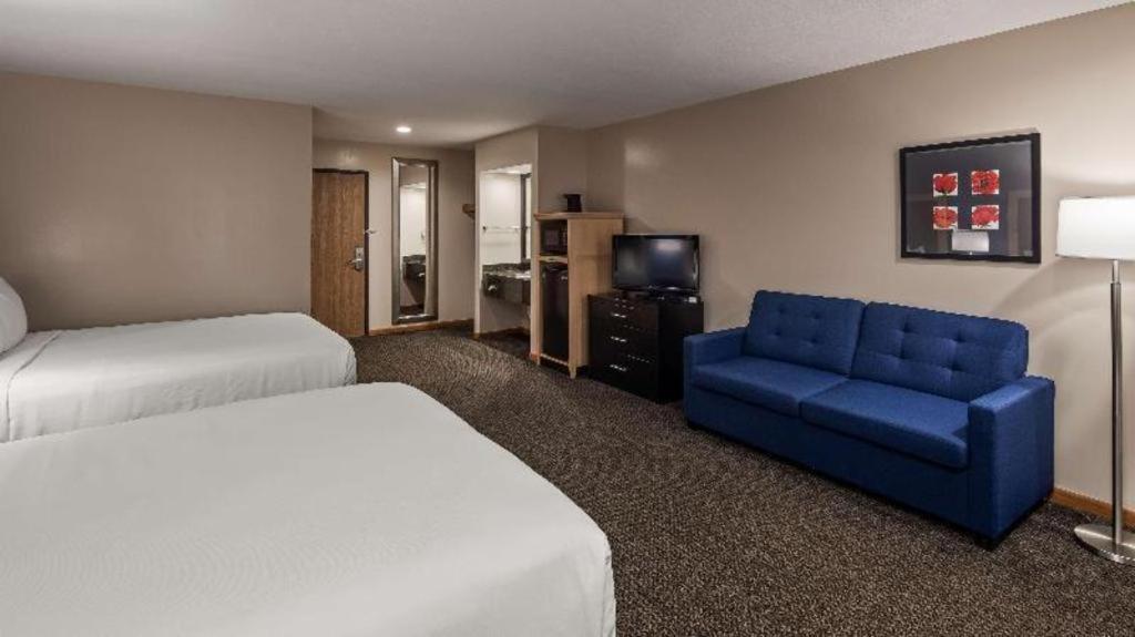 Best Western River Terrace Cheboygan Bagian luar foto